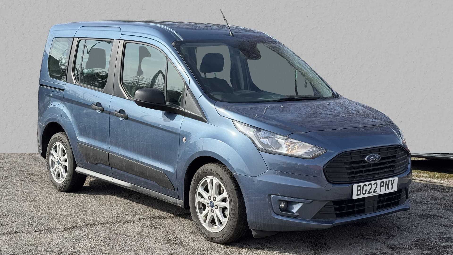 Main listing image - Ford Tourneo Connect