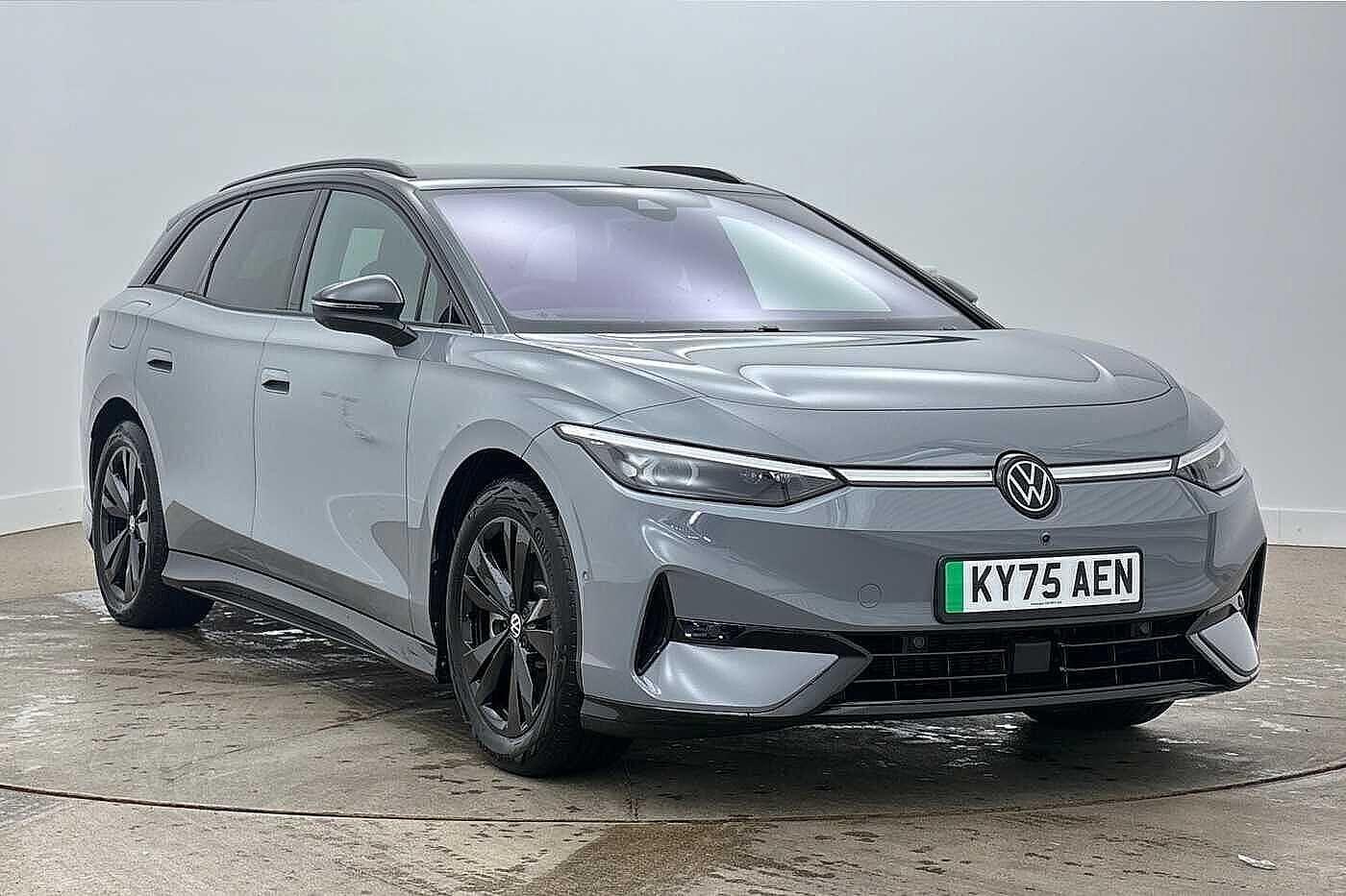Main listing image - Volkswagen ID.7