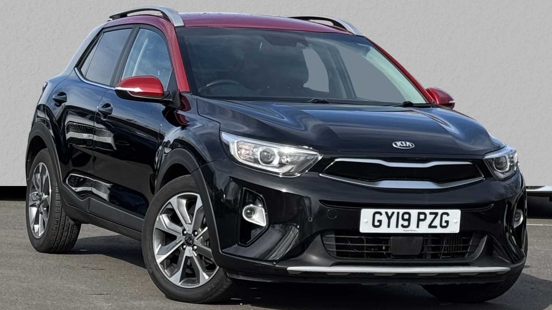 Main listing image - Kia Stonic