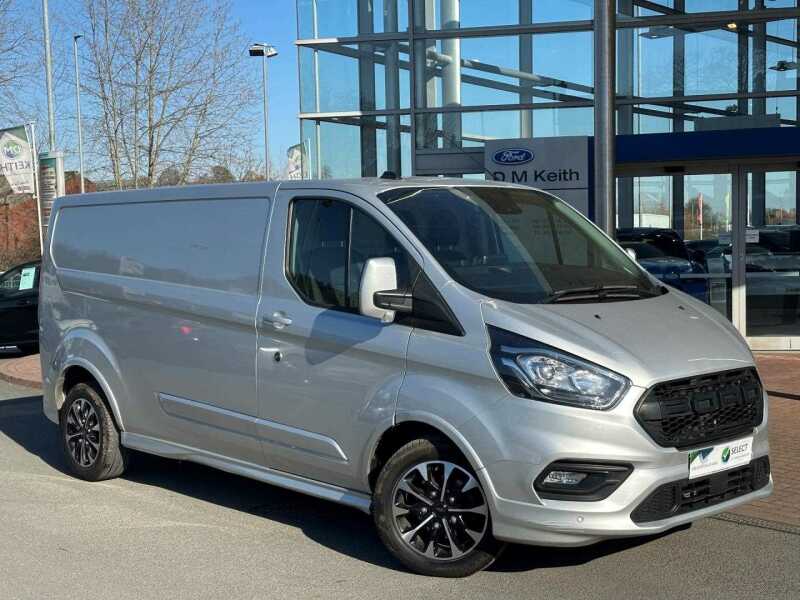 Main listing image - Ford Transit Custom