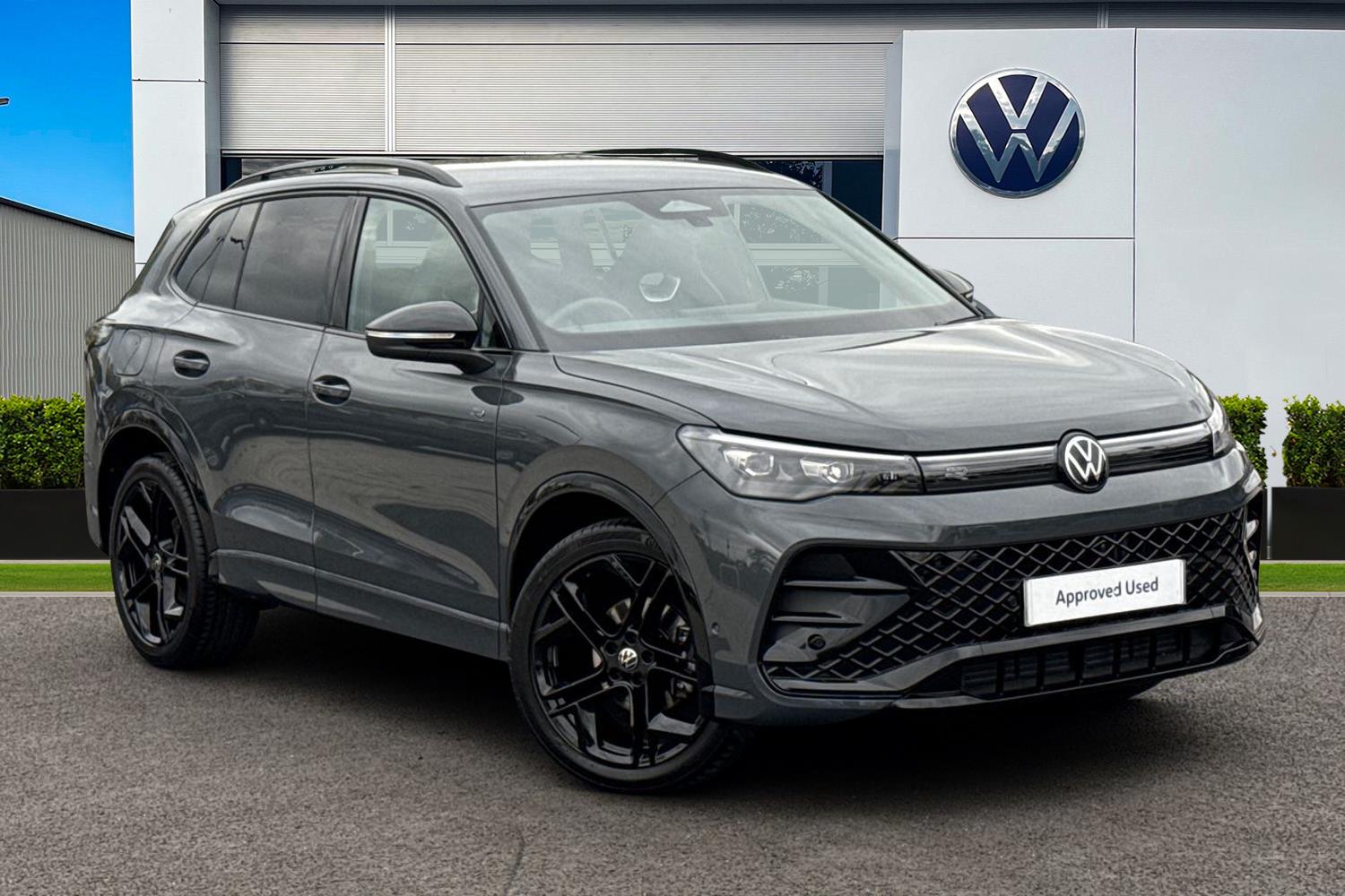 Main listing image - Volkswagen Tiguan