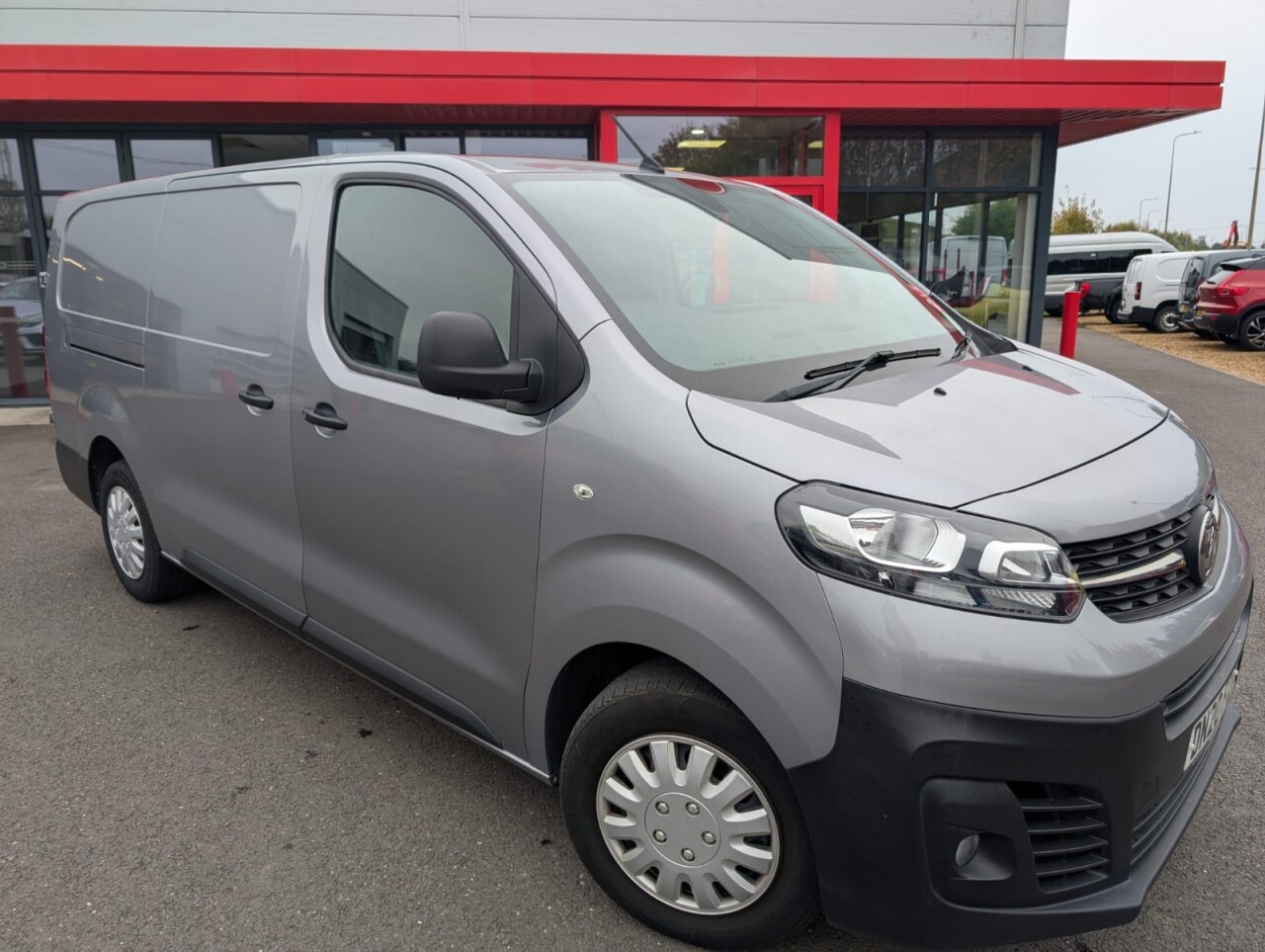 Main listing image - Vauxhall Vivaro