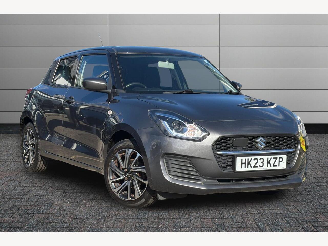 Main listing image - Suzuki Swift