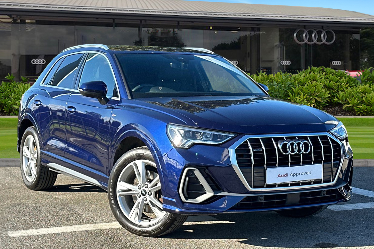 Main listing image - Audi Q3