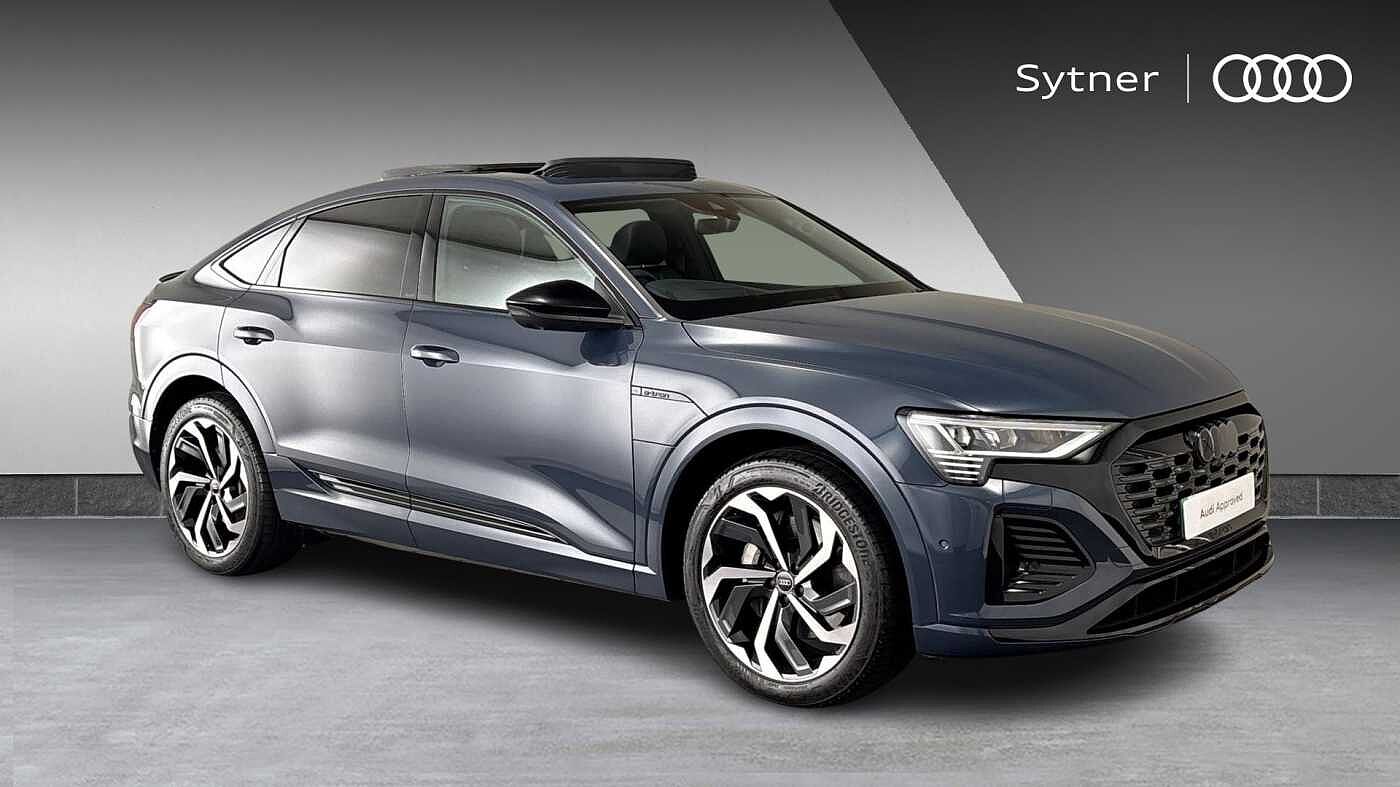 Main listing image - Audi Q8 e-tron