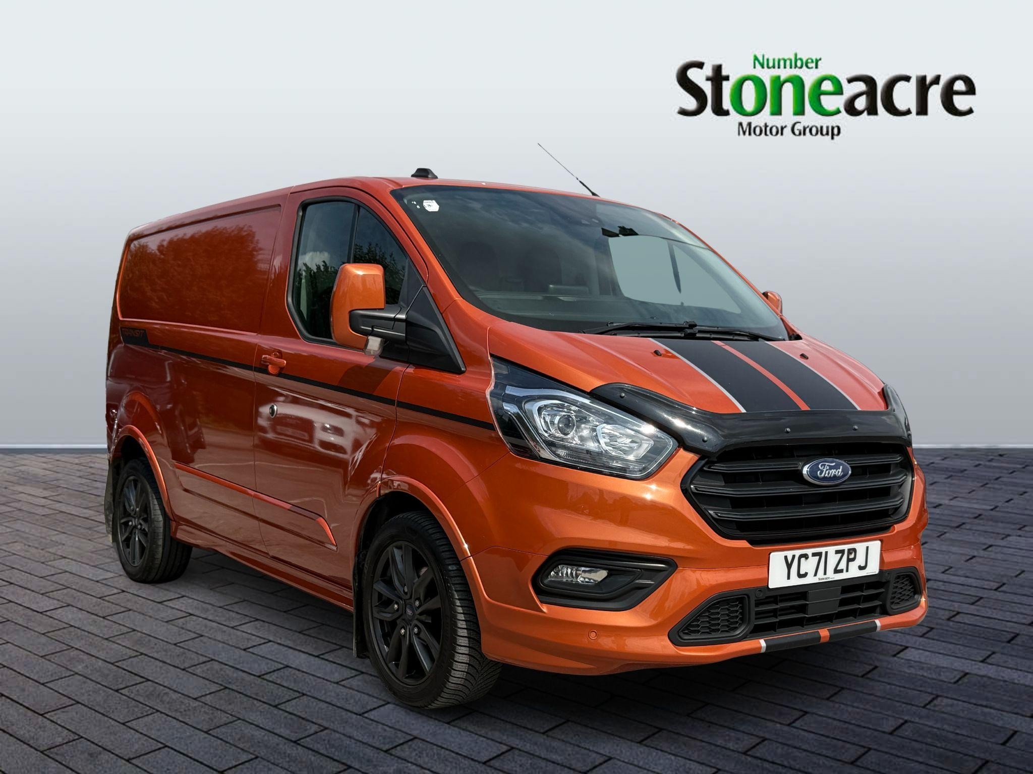 Main listing image - Ford Transit Custom