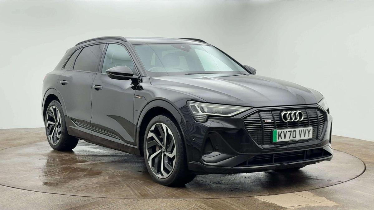 Main listing image - Audi e-tron