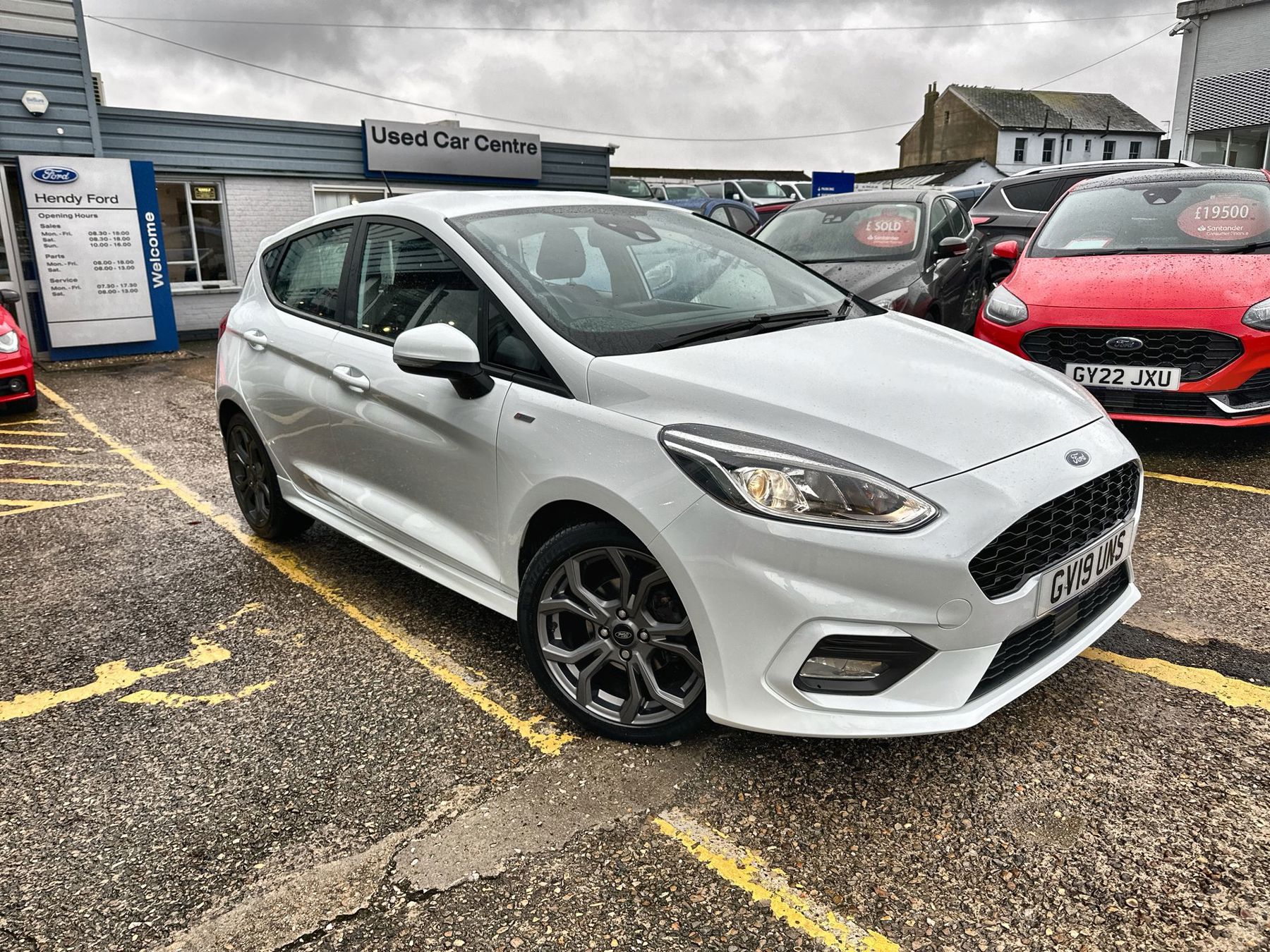 Main listing image - Ford Fiesta