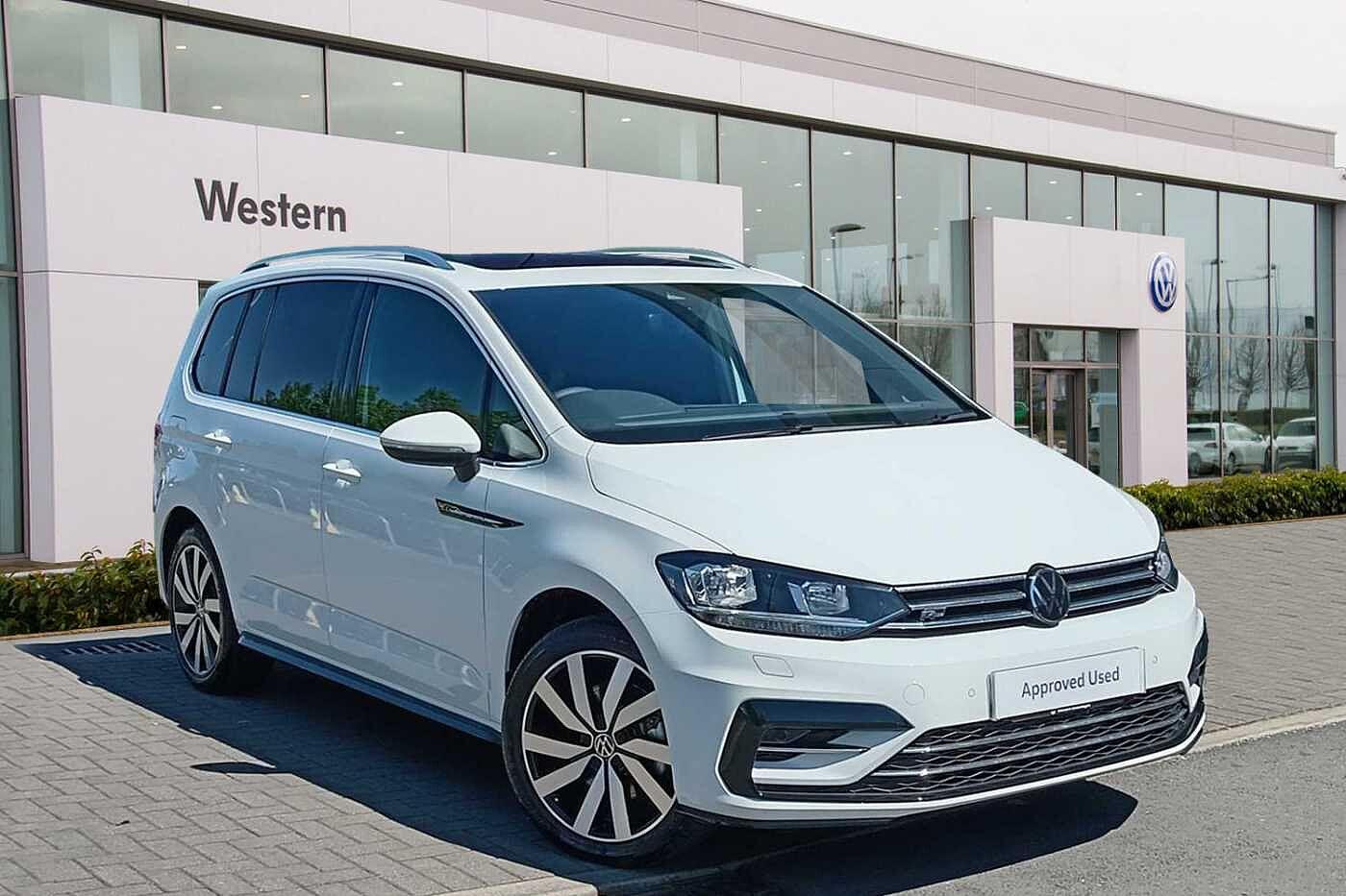 Main listing image - Volkswagen Touran