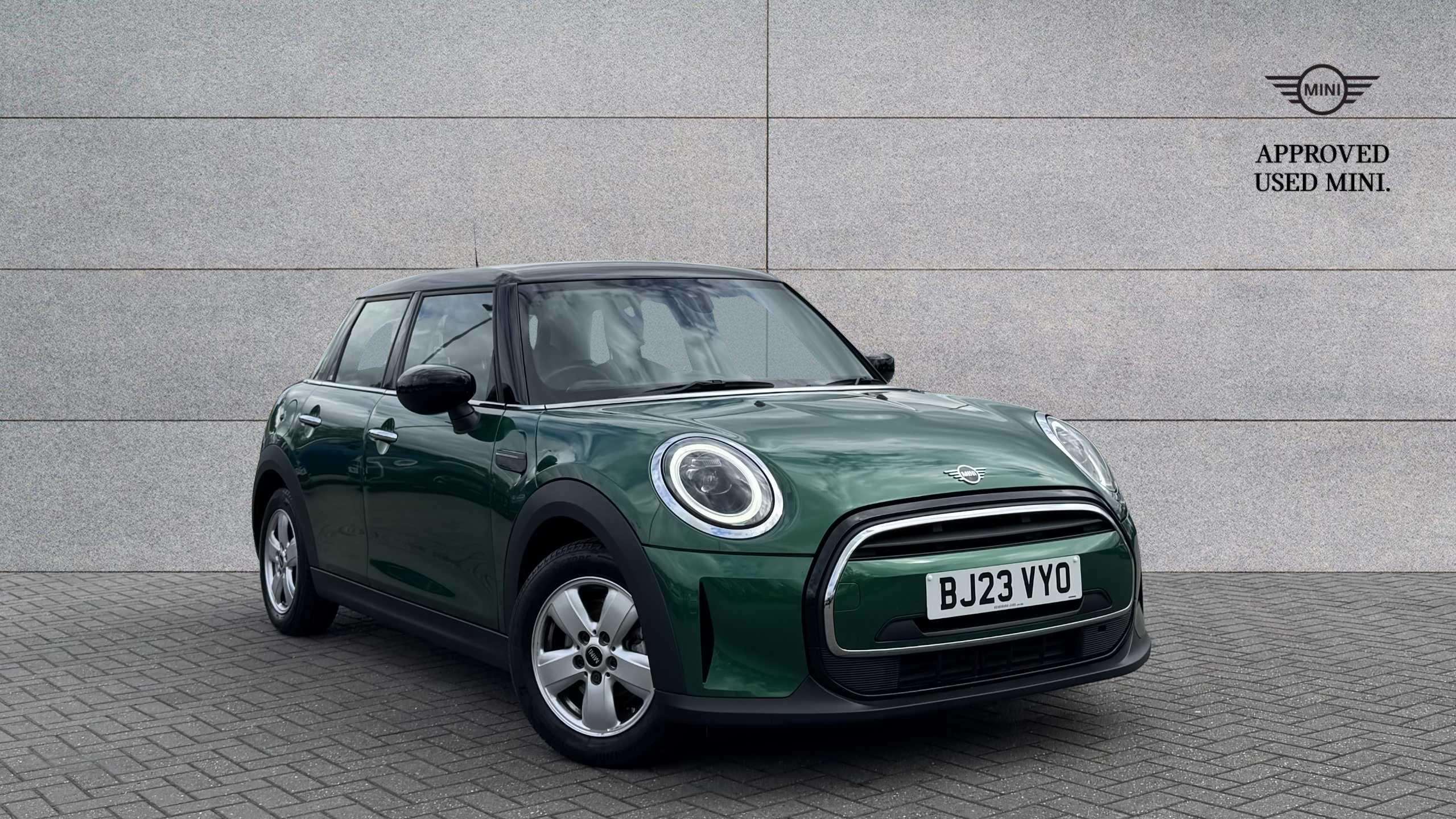 Main listing image - MINI Hatchback 5dr
