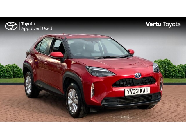 Main listing image - Toyota Yaris Cross