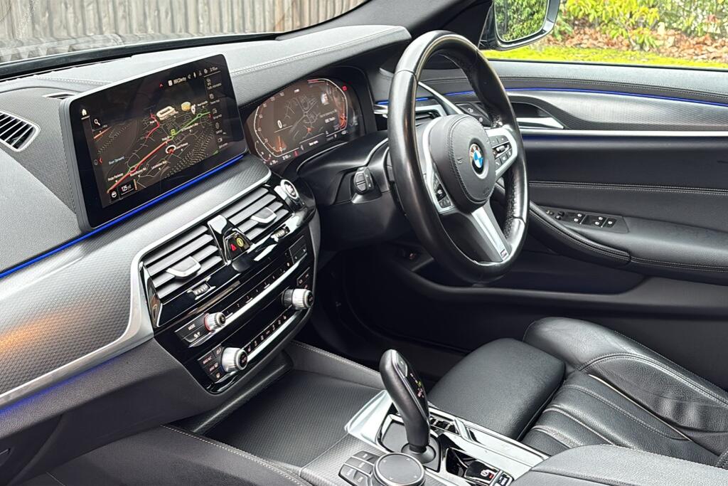 Main listing image - BMW 5 Series Touring
