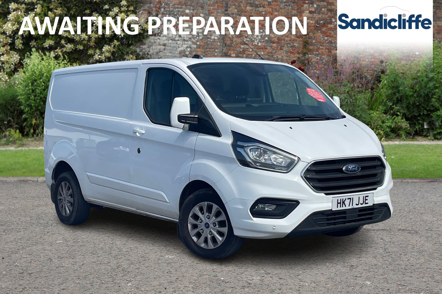Main listing image - Ford Transit Custom