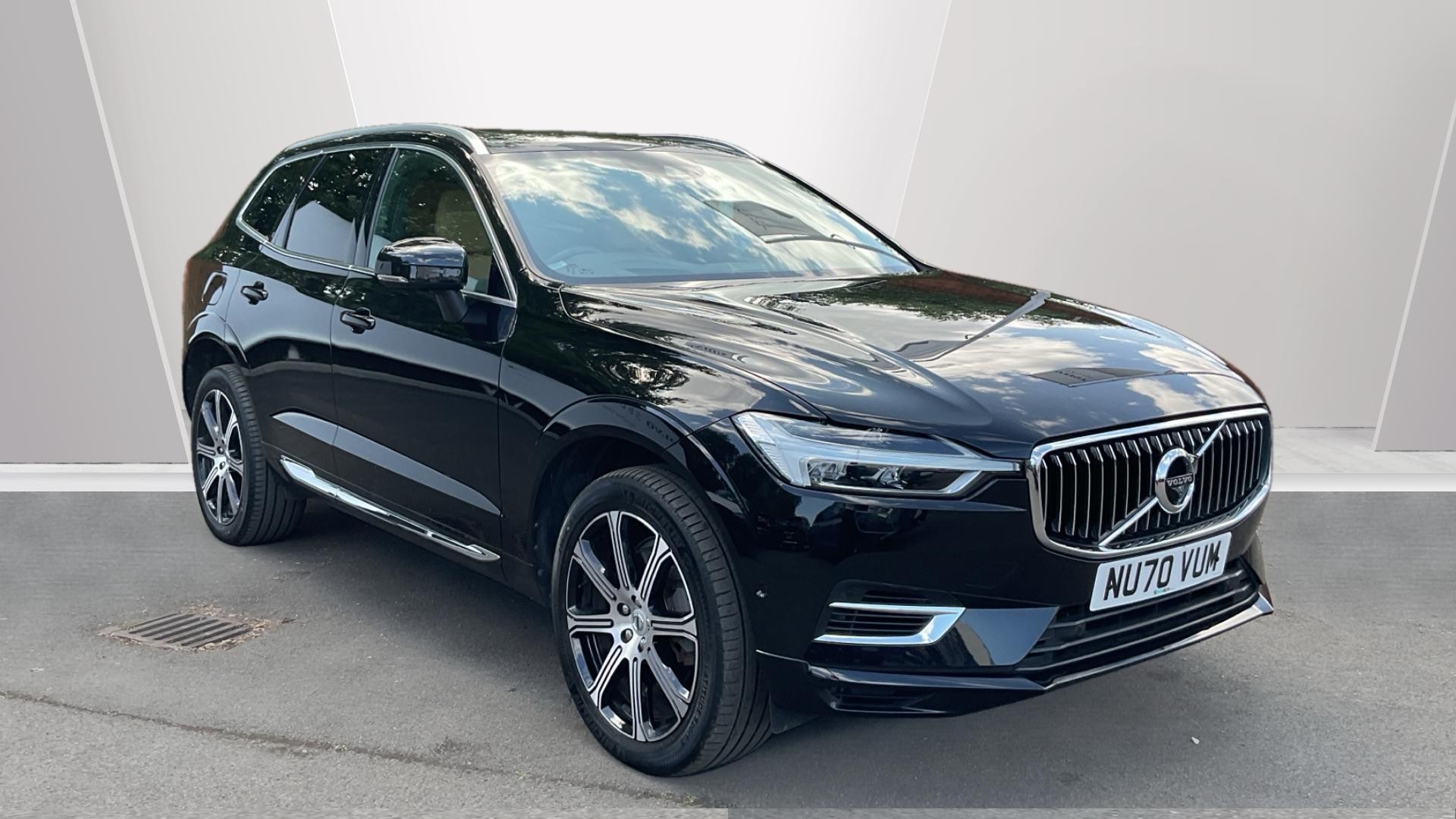 Main listing image - Volvo XC60
