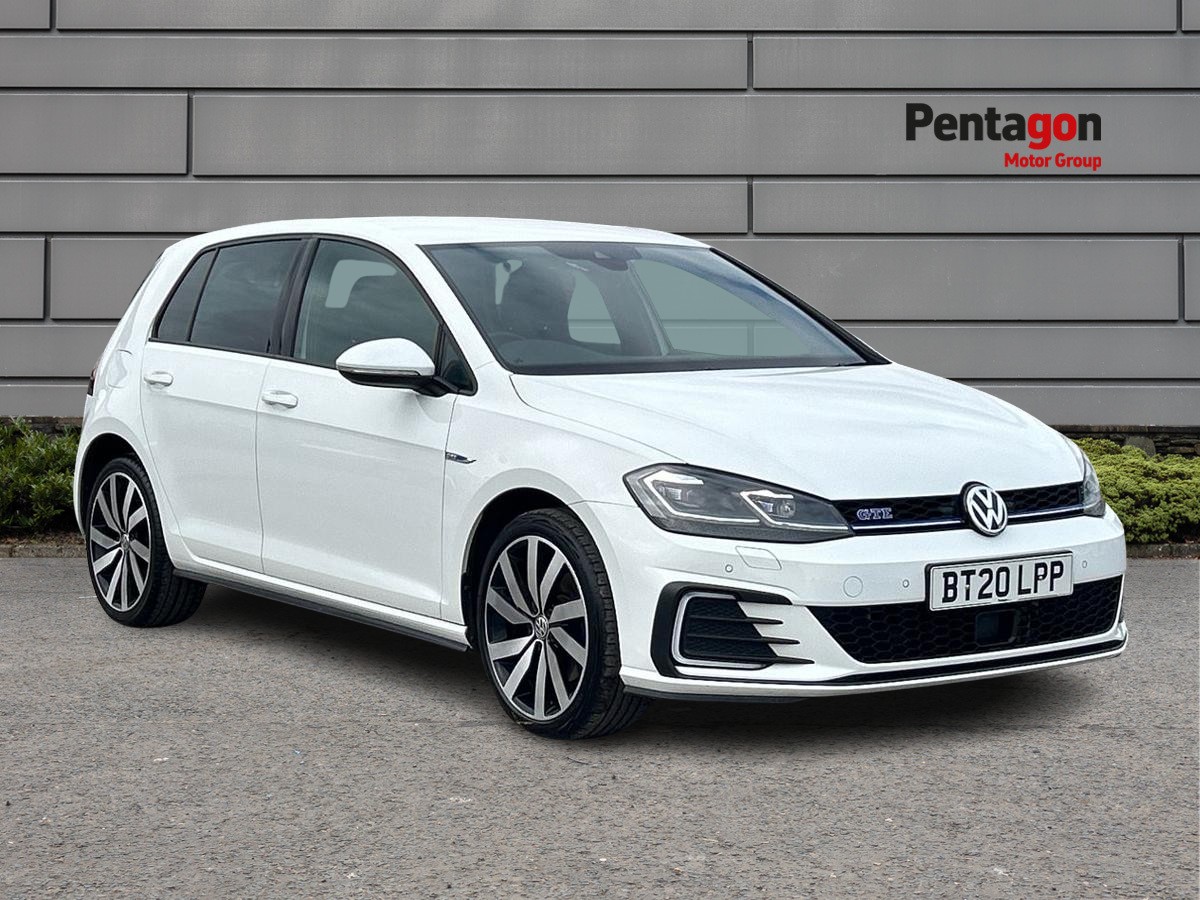 Main listing image - Volkswagen Golf GTE