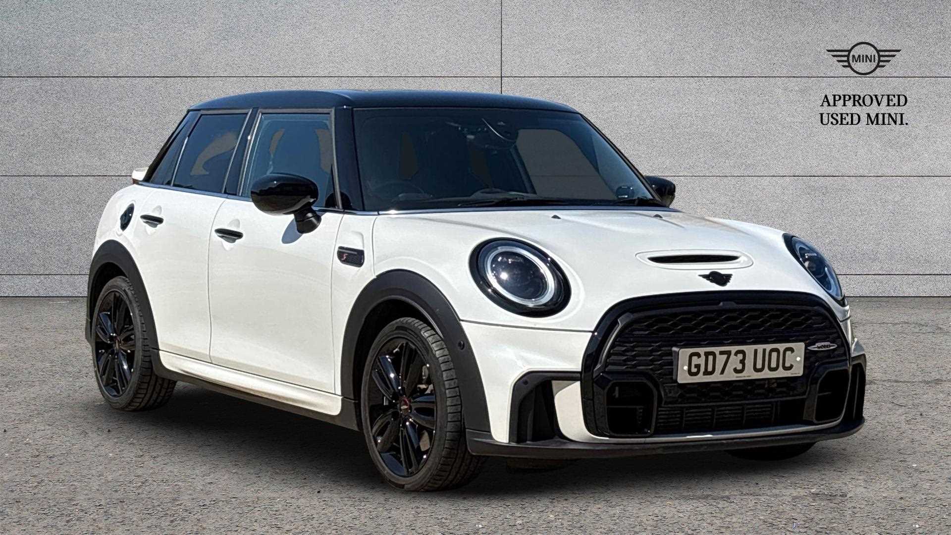 Main listing image - MINI Hatchback 5dr