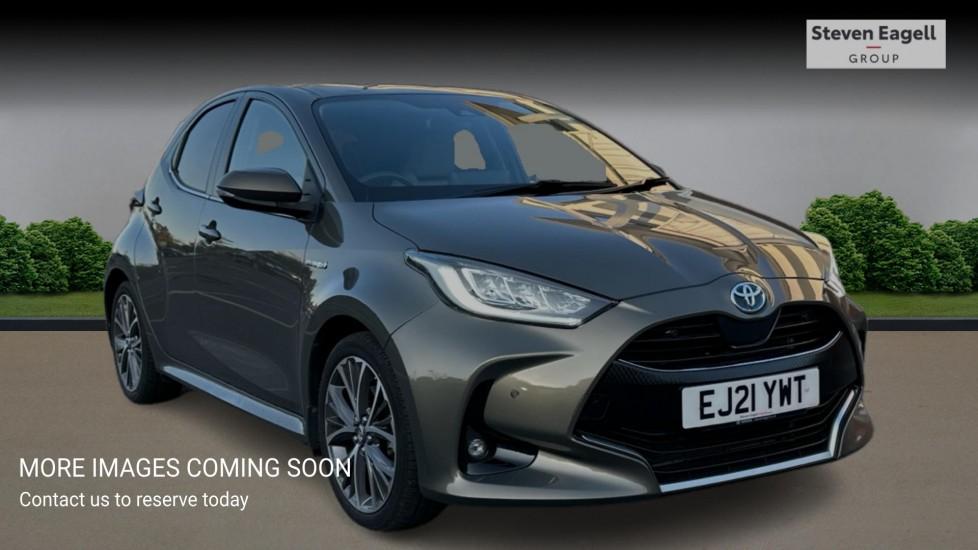 Main listing image - Toyota Yaris