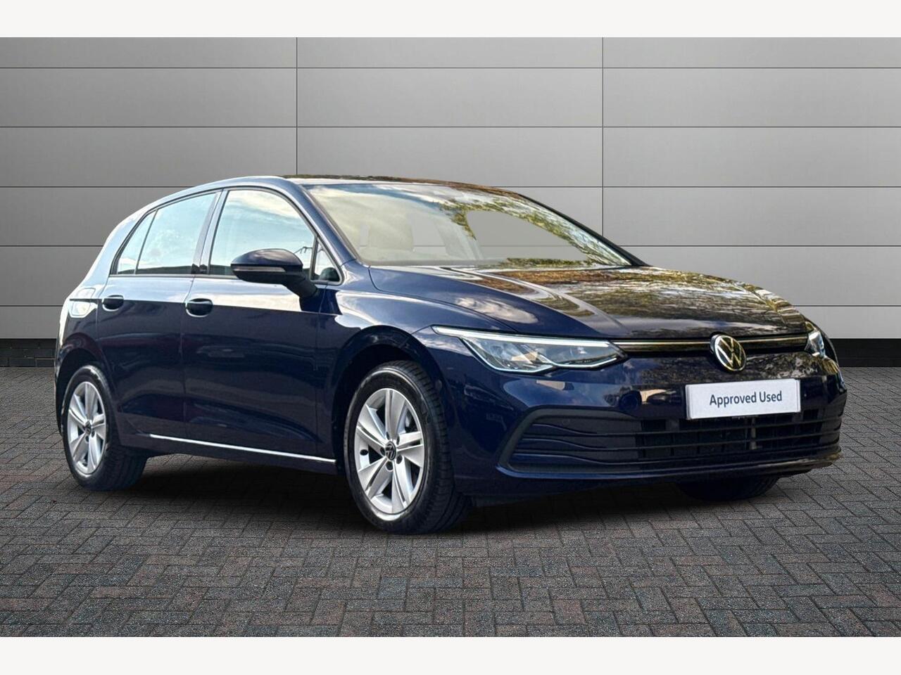 Main listing image - Volkswagen Golf