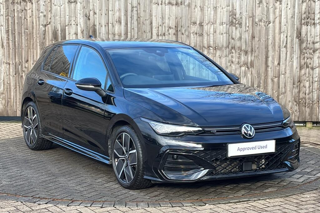 Main listing image - Volkswagen Golf