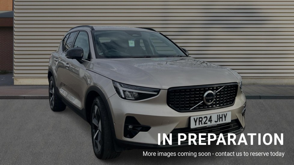 Main listing image - Volvo XC40