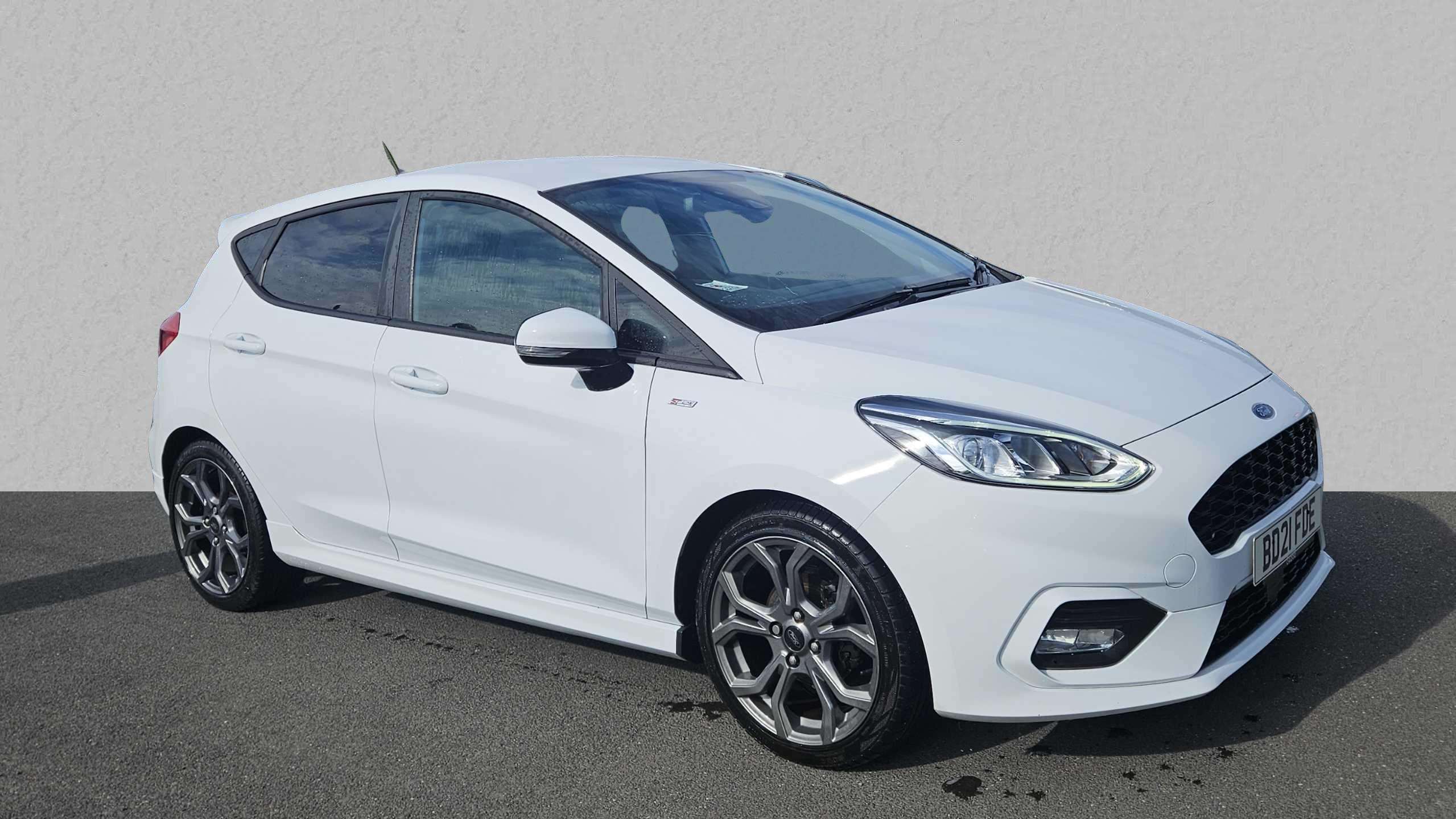Main listing image - Ford Fiesta
