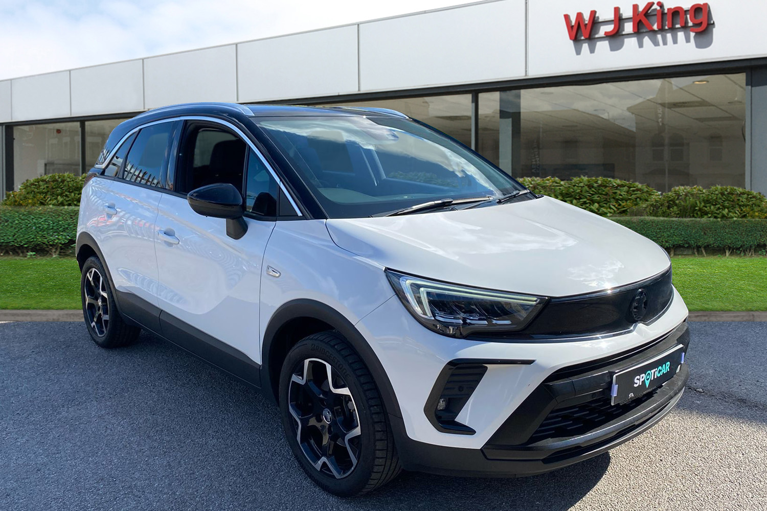Main listing image - Vauxhall Crossland