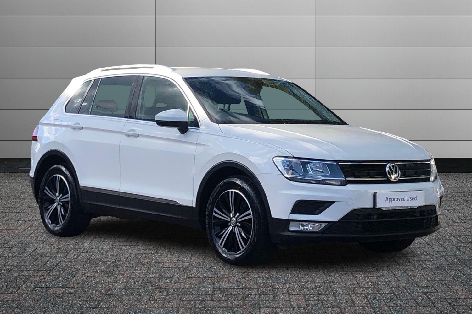 Main listing image - Volkswagen Tiguan