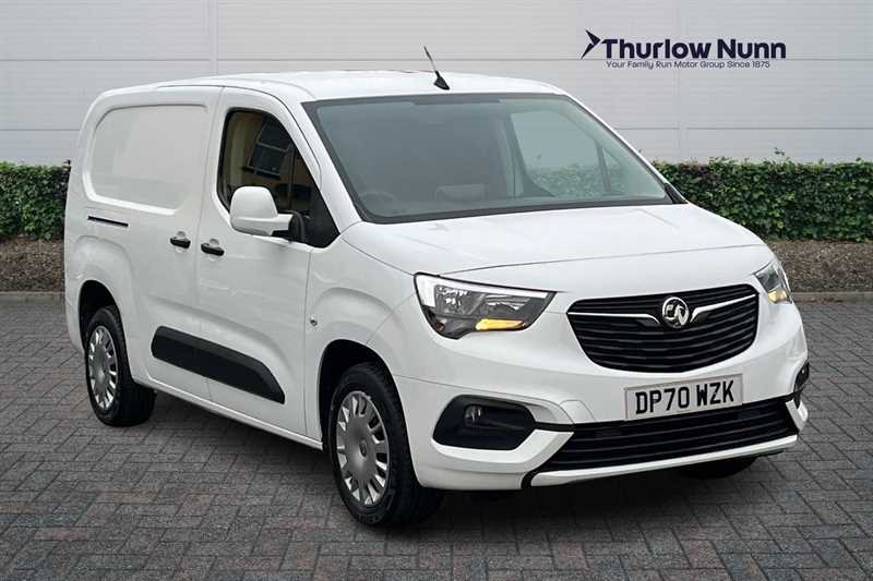 Main listing image - Vauxhall Combo Cargo