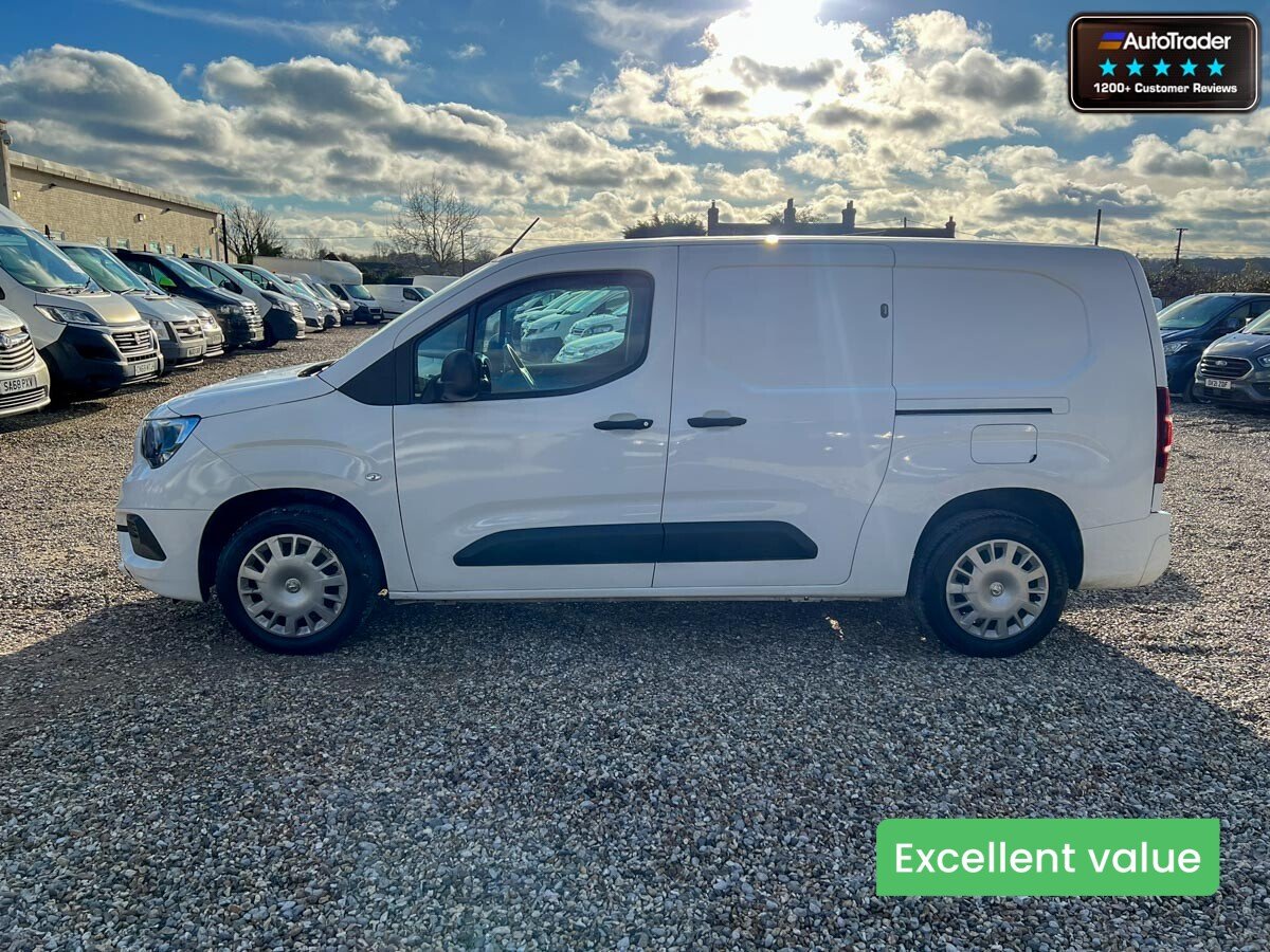 Main listing image - Vauxhall Combo Cargo