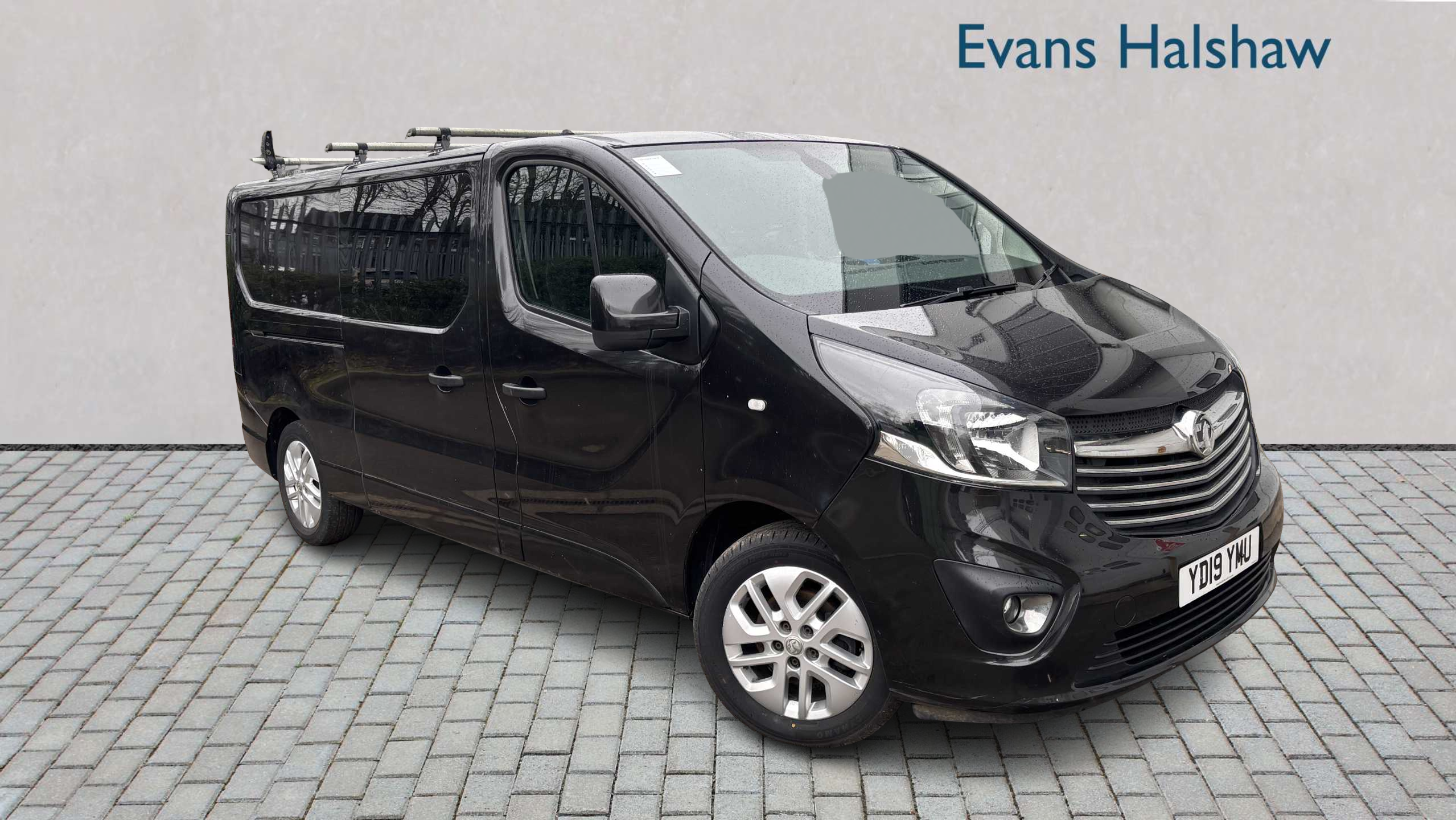 Main listing image - Vauxhall Vivaro