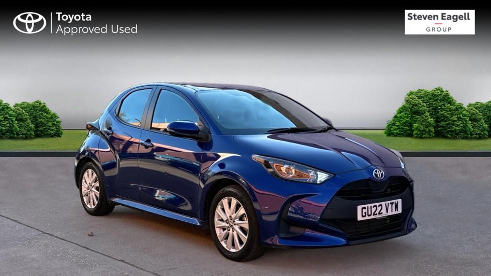 Main listing image - Toyota Yaris