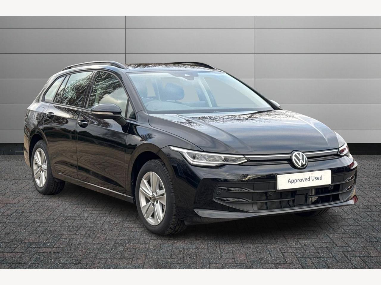 Main listing image - Volkswagen Golf Estate