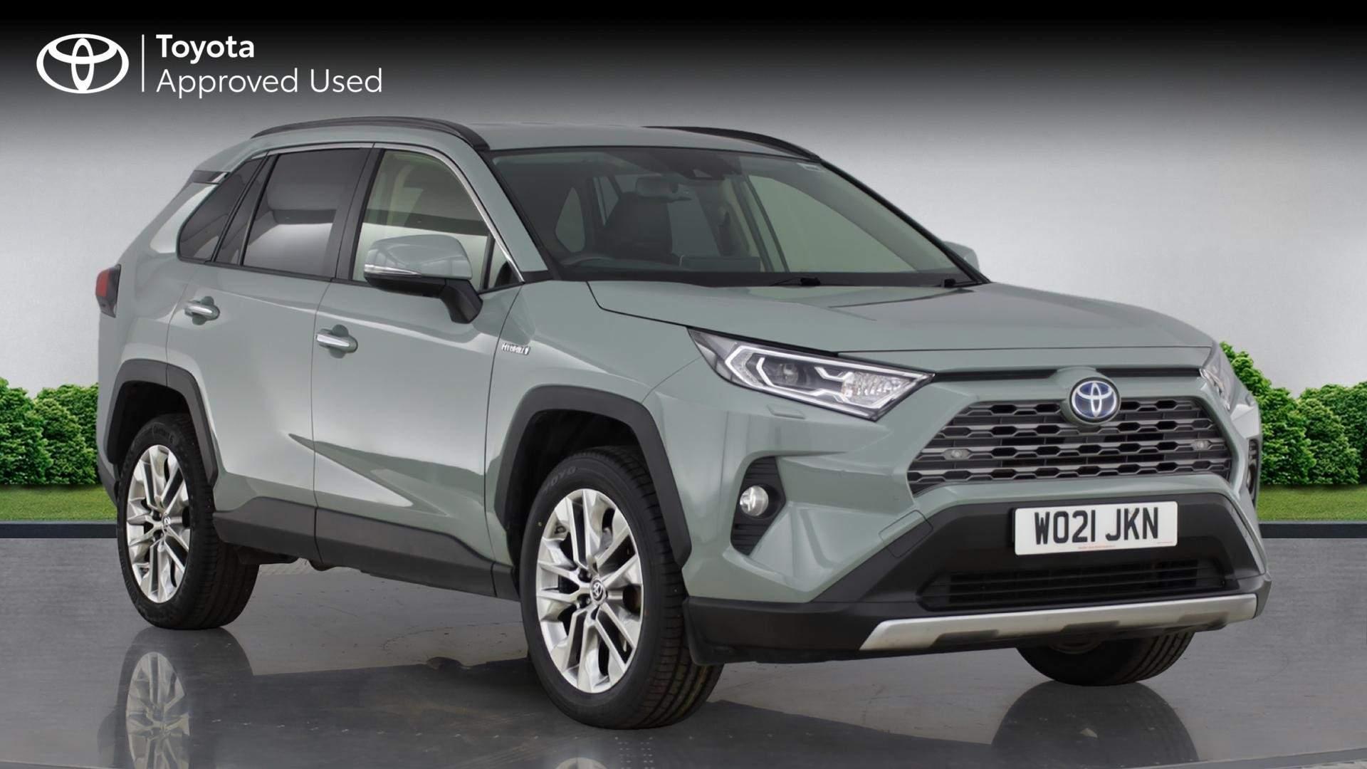 Main listing image - Toyota RAV4