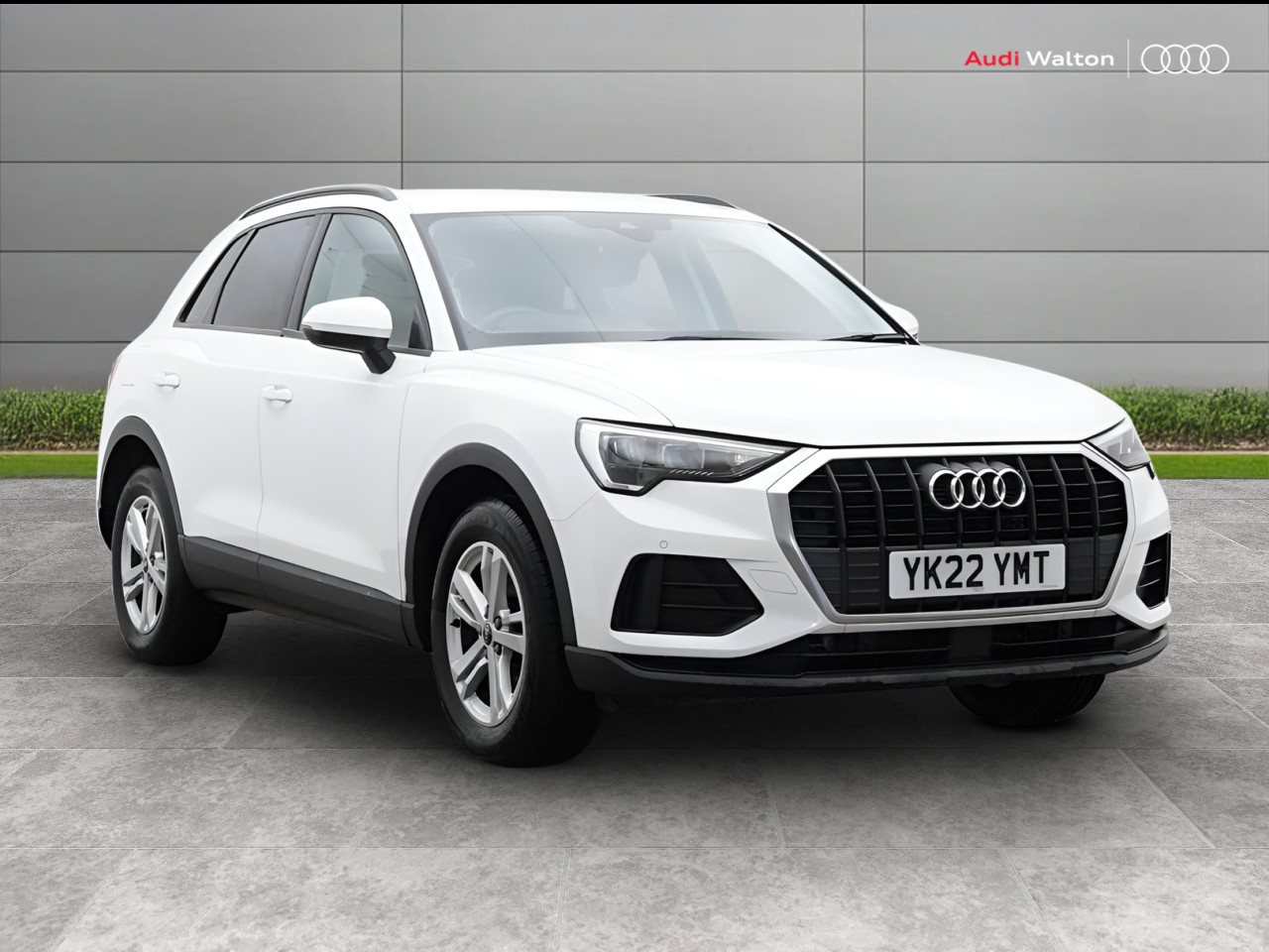 Main listing image - Audi Q3