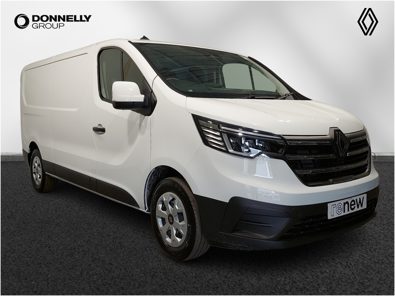 Main listing image - Renault Trafic