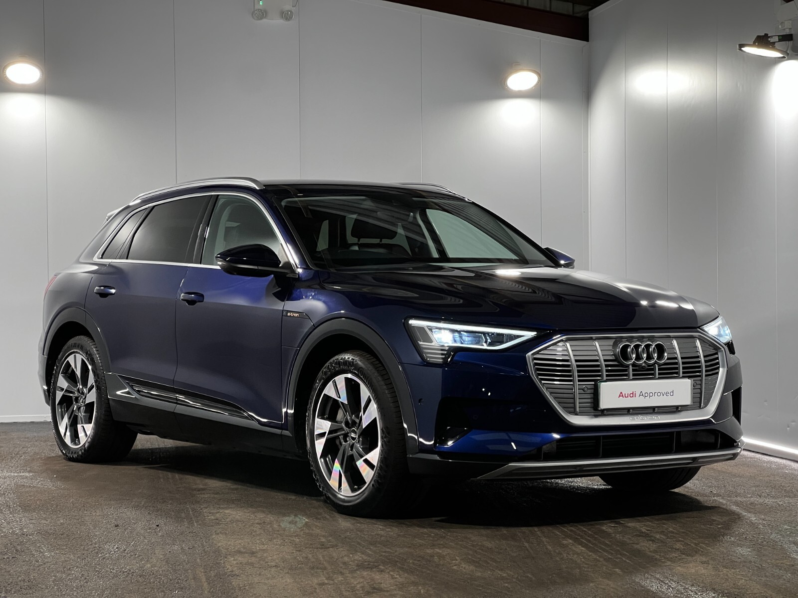 Main listing image - Audi e-tron