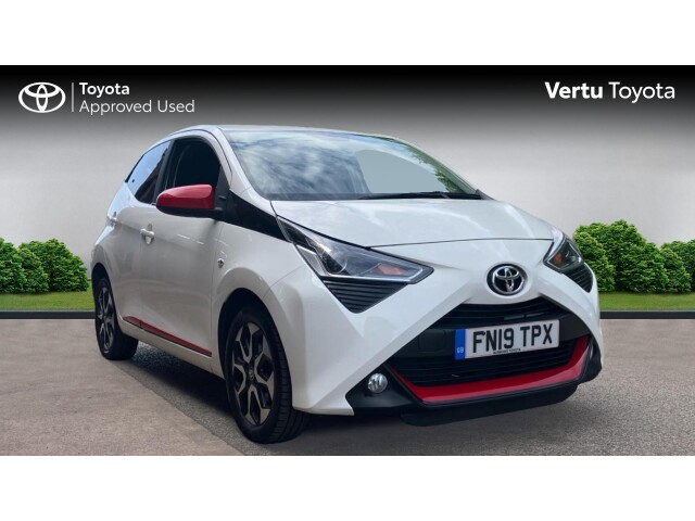 Main listing image - Toyota Aygo