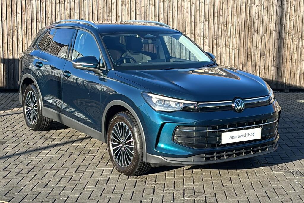 Main listing image - Volkswagen Tiguan