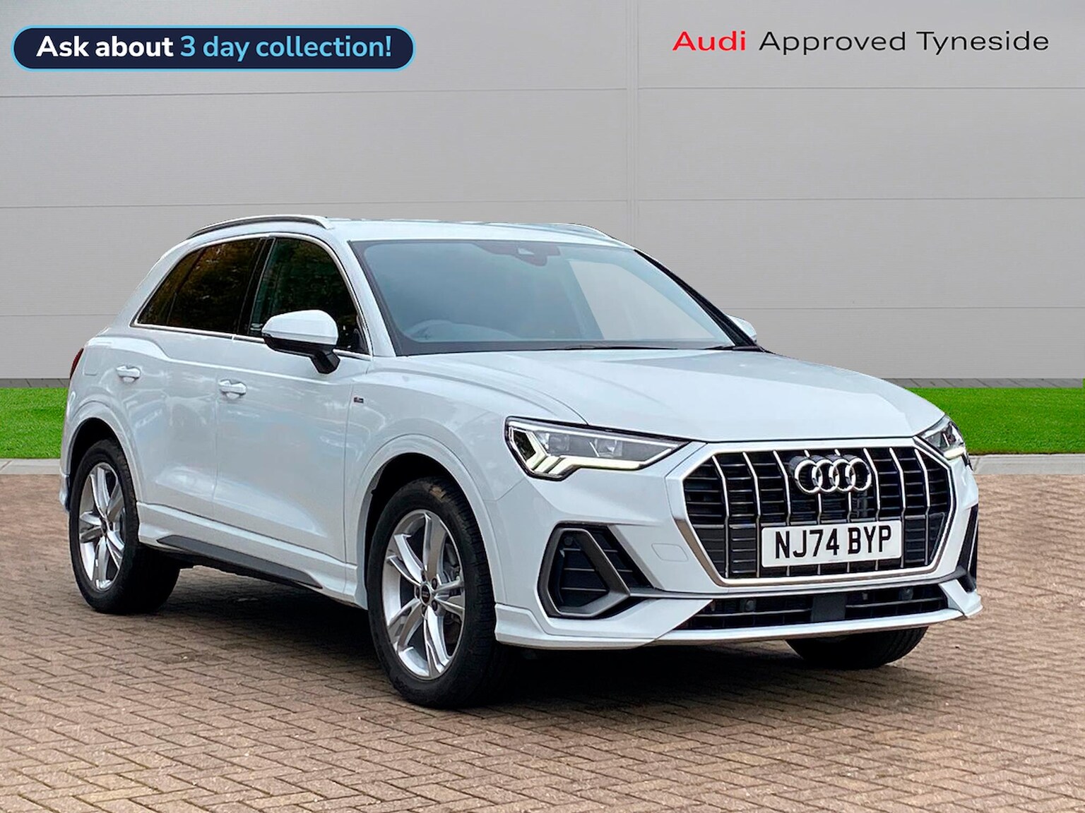 Main listing image - Audi Q3