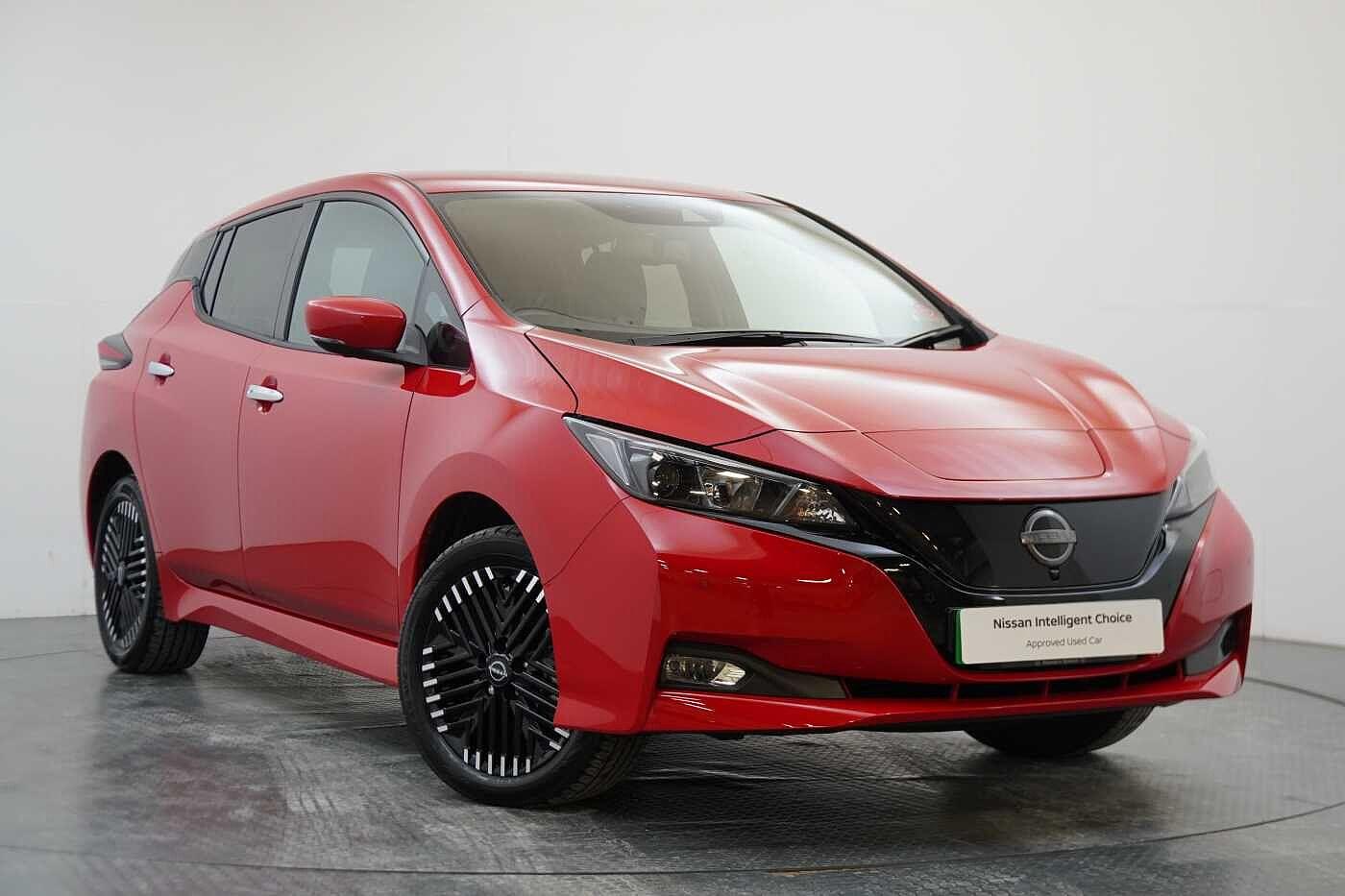 Main listing image - Nissan Leaf