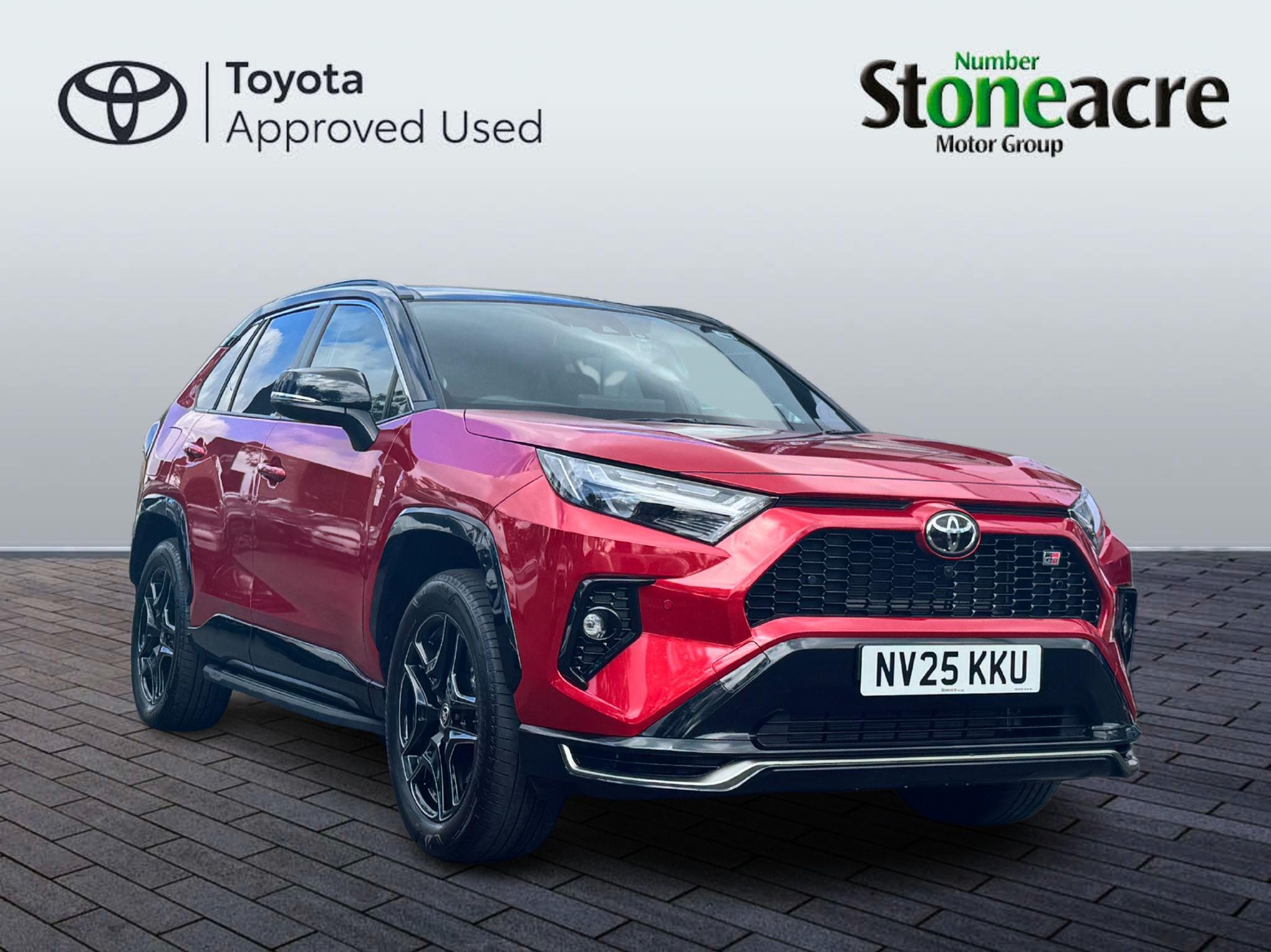 Main listing image - Toyota RAV4