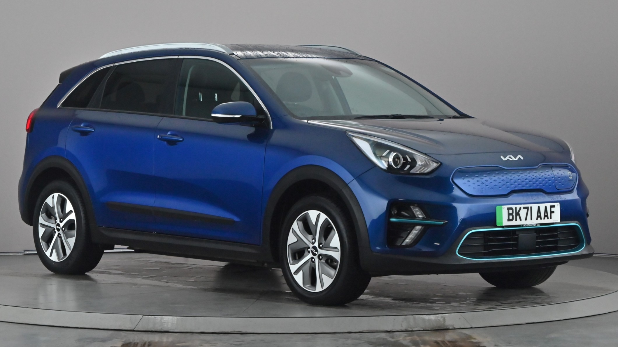 Main listing image - Kia e-Niro