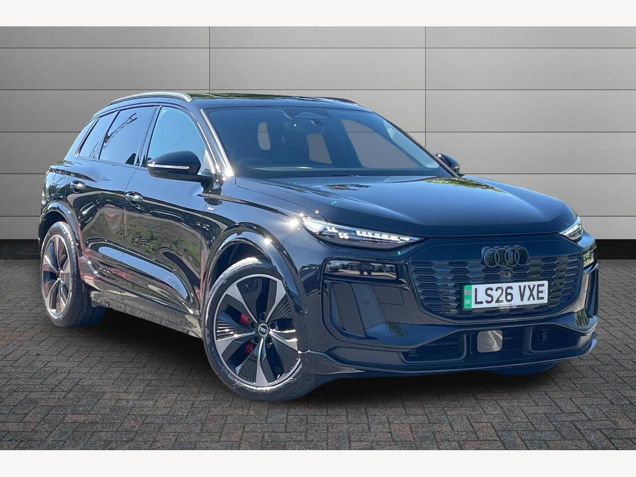 Main listing image - Audi Q6