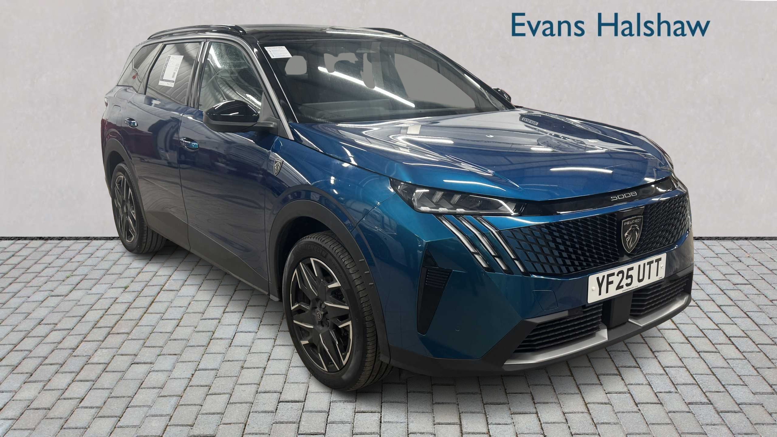 Main listing image - Peugeot 5008