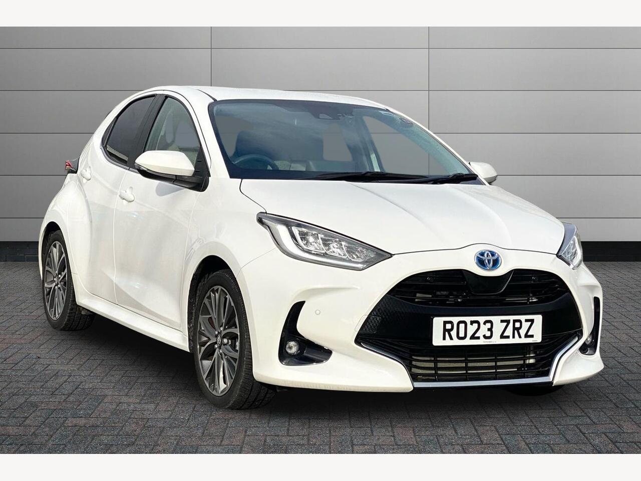 Main listing image - Toyota Yaris