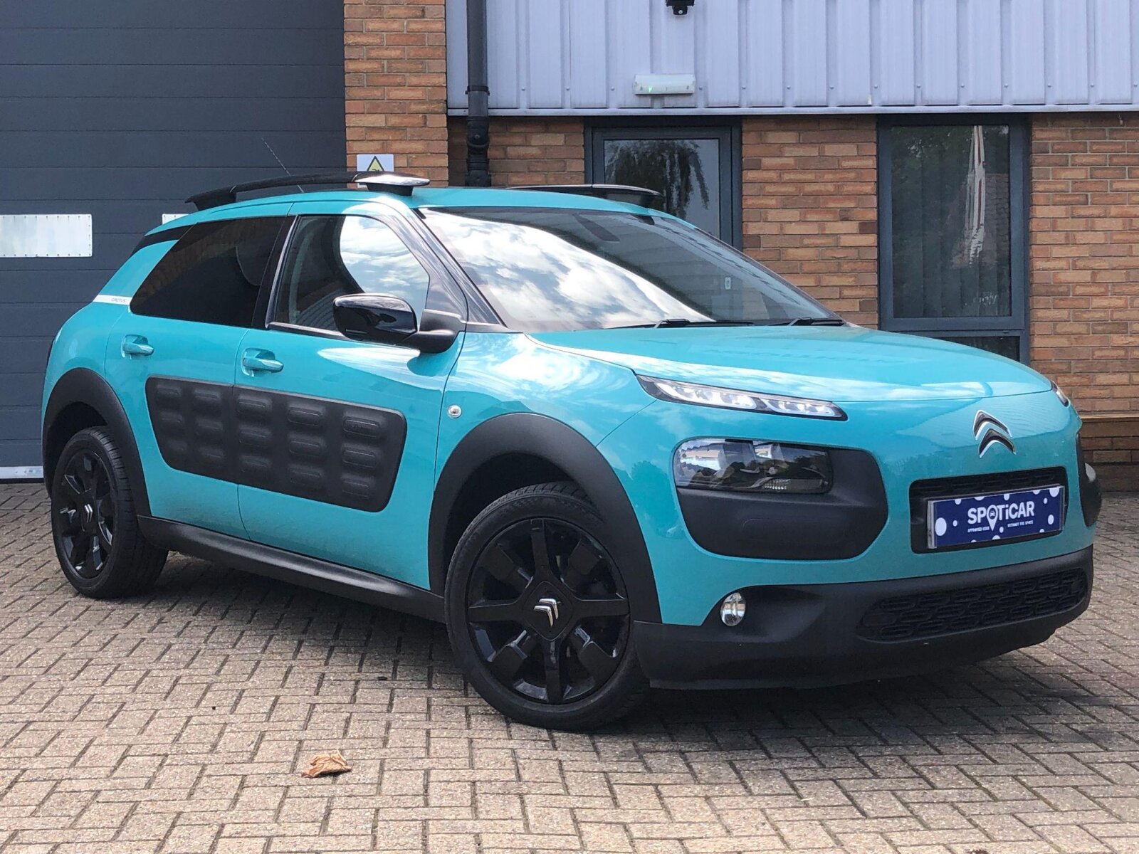Main listing image - Citroen C4 Cactus