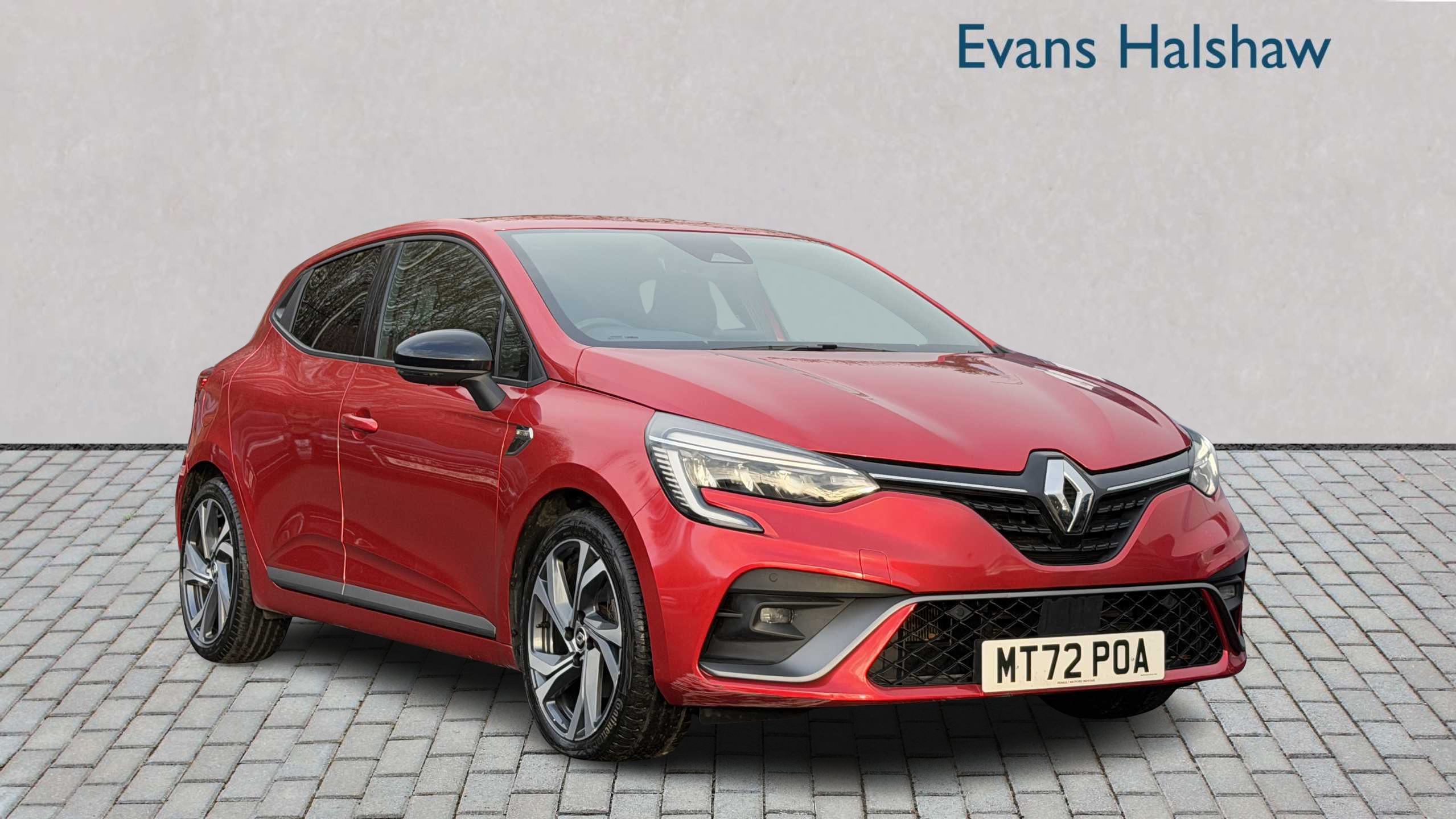 Main listing image - Renault Clio
