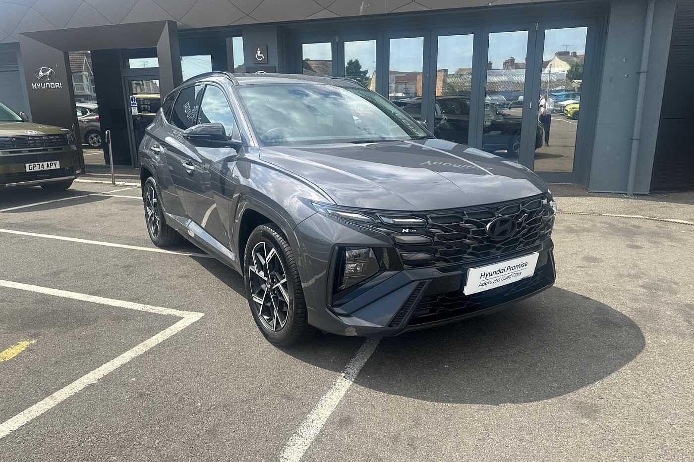 Main listing image - Hyundai Tucson
