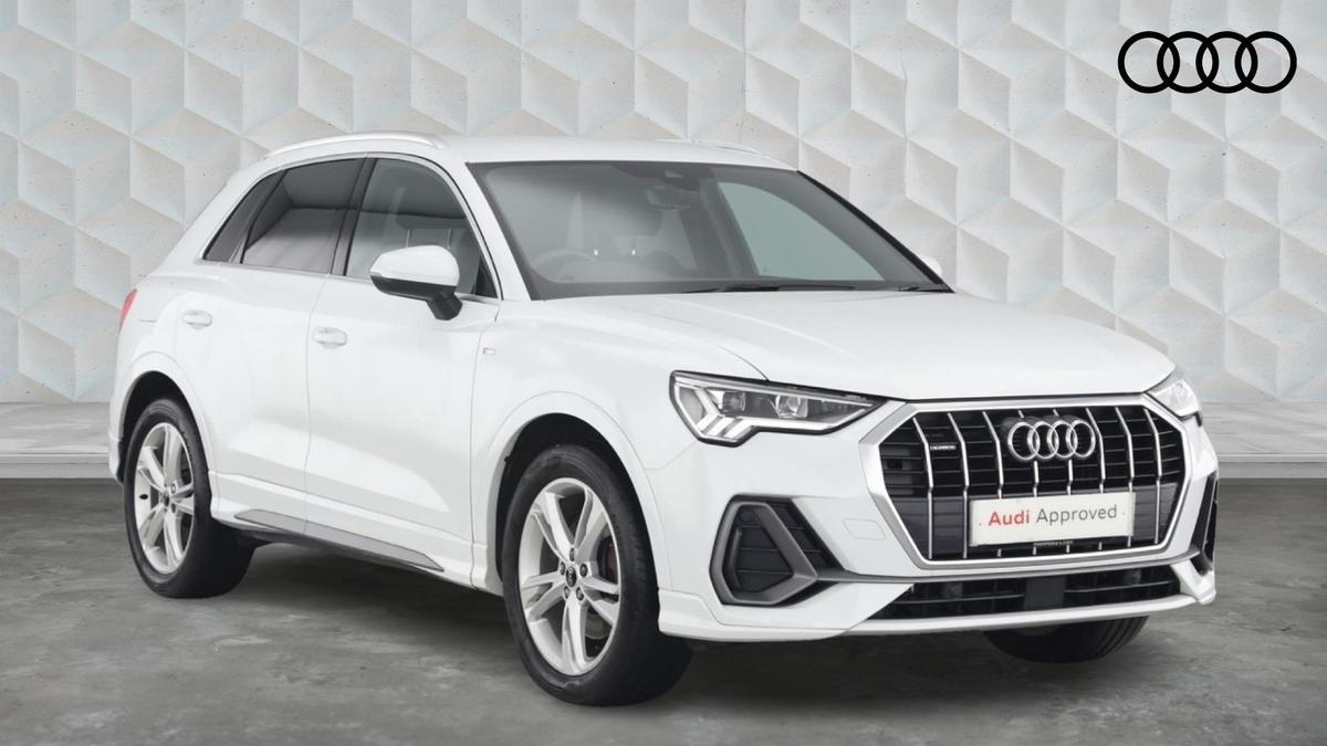 Main listing image - Audi Q3