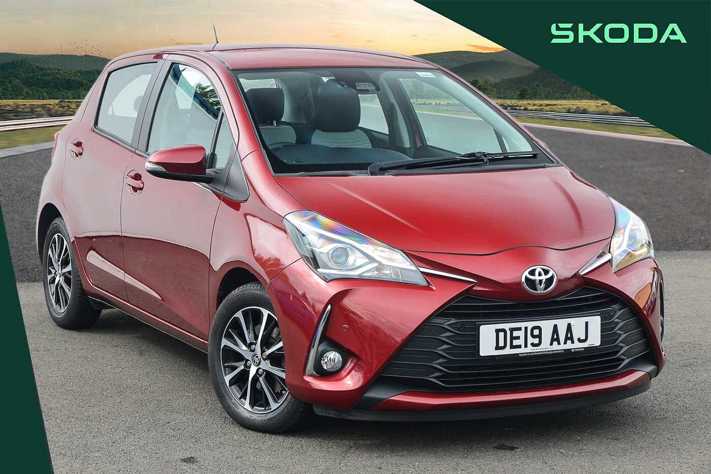 Main listing image - Toyota Yaris